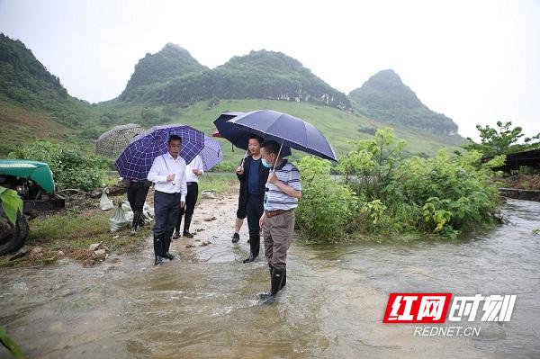 防汛物資|防洪物資廠家|防汛設(shè)備|防汛器材|應(yīng)急救援物資|防洪防汛應(yīng)急物資儲(chǔ)備|防汛應(yīng)急物資